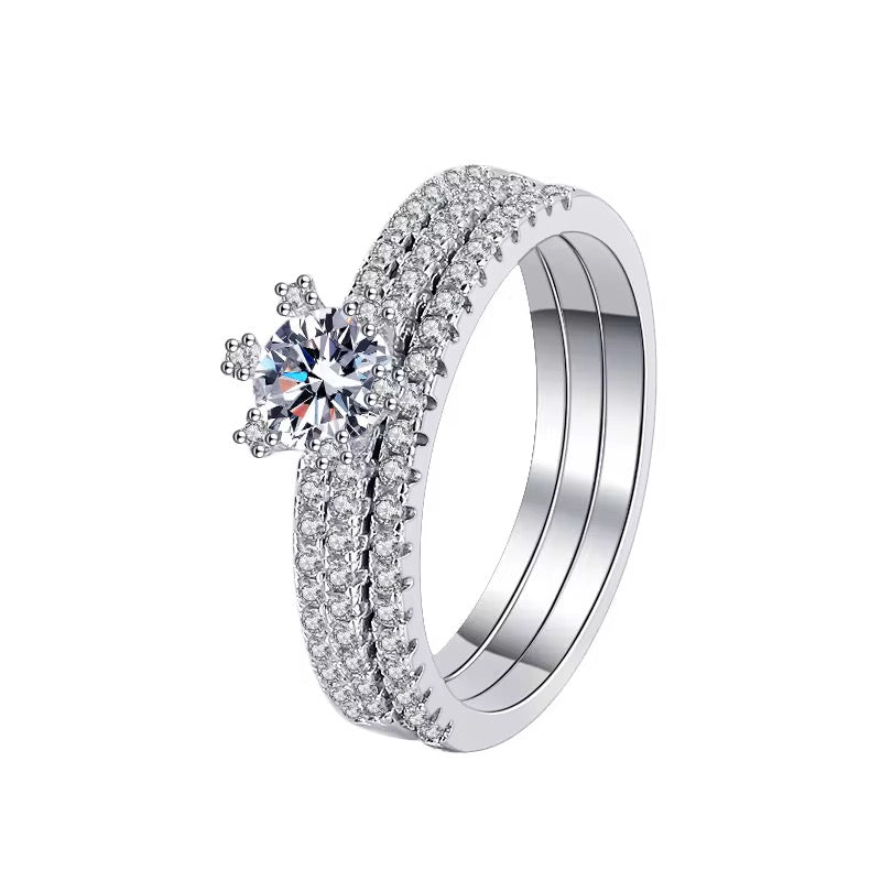 Set Orion LUNARA — bagues moissanite portées, éclat VVS, solitaire et anneaux pavé scintillants