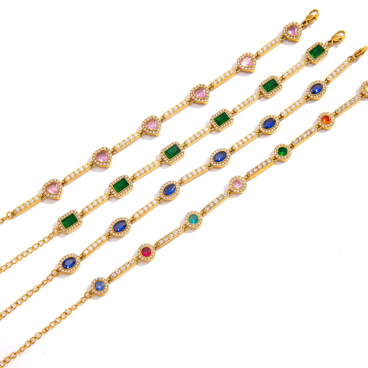 Bracelet Bloom LUNARA – bracelet doré pavé de cristaux blancs et pierres colorées multicolores, deux versions sur fond blanc
