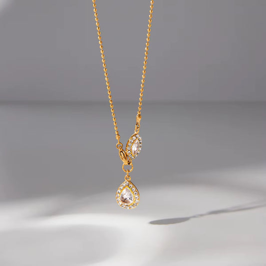 Collier Era – vue produit fond gris double pendant cristaux halo