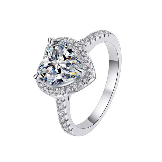 Bague Moissanite Cœur Halo — Vénus