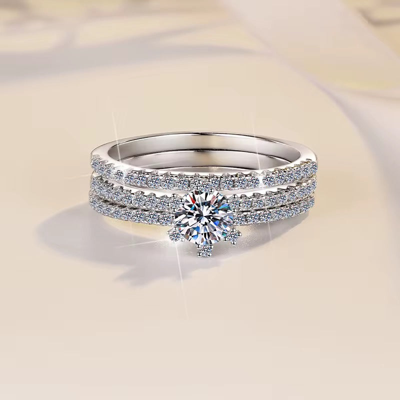 Set Orion LUNARA — 3 bagues moissanite empilées, solitaire griffes étoilées et anneaux éternité pavé, argent rhodié